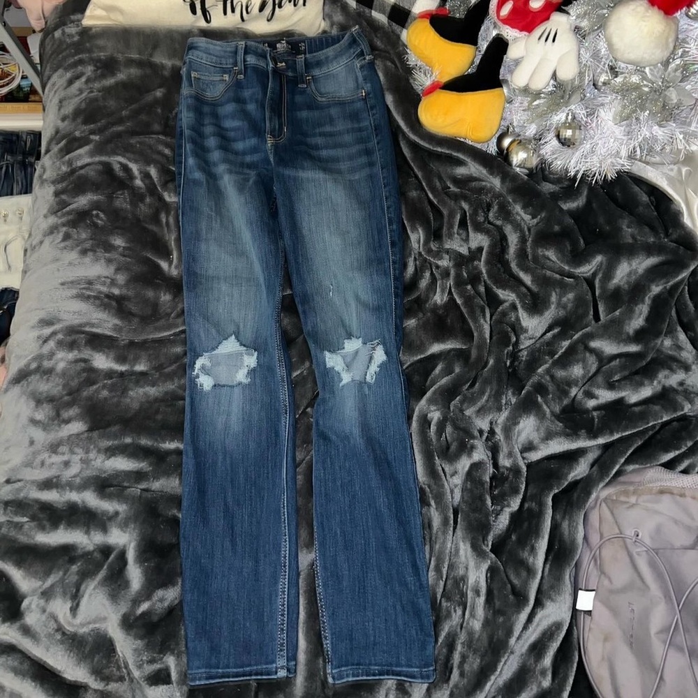 Hollister dark wash ripped jeans size 0